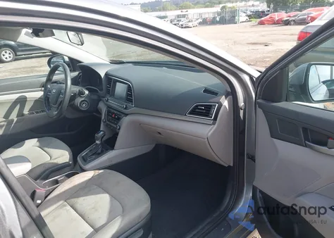 2018 Hyundai Elantra Sel z USA, uszkodzony, nr VIN KMHD84LF8JU534838